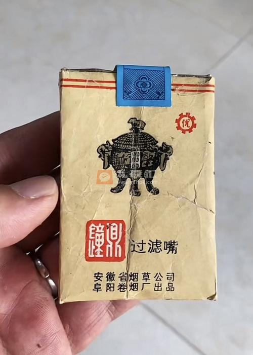 低价钟鼎香烟好抽吗(低价钟鼎香烟好抽吗多少钱)